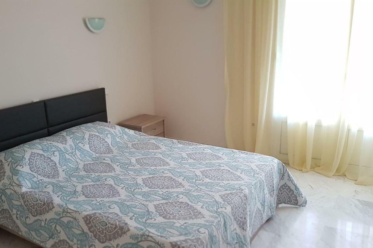 Galini Apartment ルートラキ エクステリア 写真